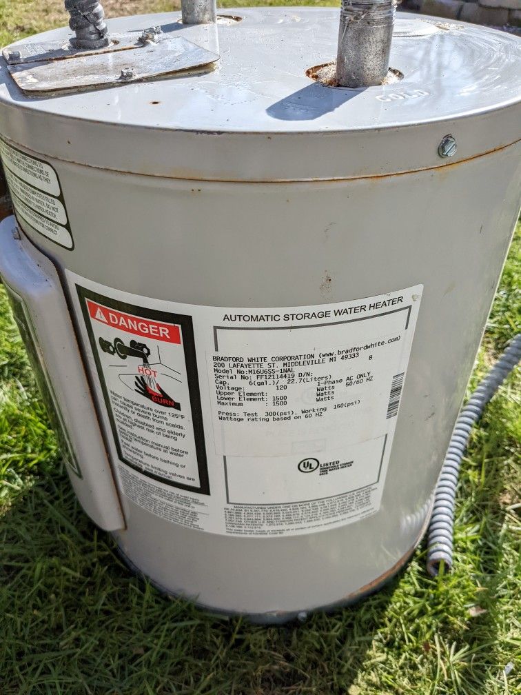 6 Gal Hot Water Tank for Sale in Bellingham, WA - OfferUp