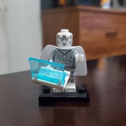 Lego Marvel Minifigure