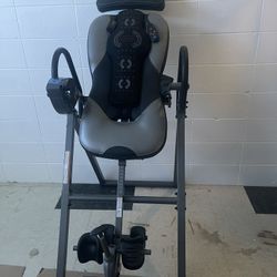 INNOVA ITM5900 Heat & Massage Inversion Table – New