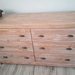 Grain Wood Dresser 