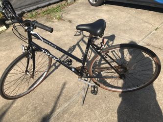 Trek Multitrack Bike 700c Wheel 