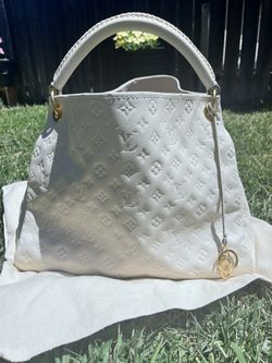 Artsy Mm Cream Emprint Leather 