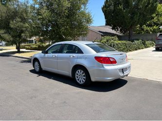 I am selling my 2010 Chrysler Sebring