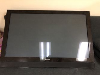 60” Pioneer TV
