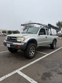 2000 Toyota Tacoma