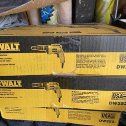Dewalt Power Screw Drill 