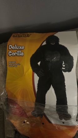 Spirit Deluxe Gorilla Adult Halloween Costume