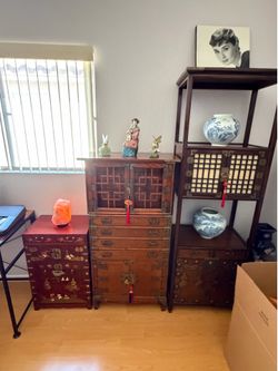 Korean Antique jewelry or storage
