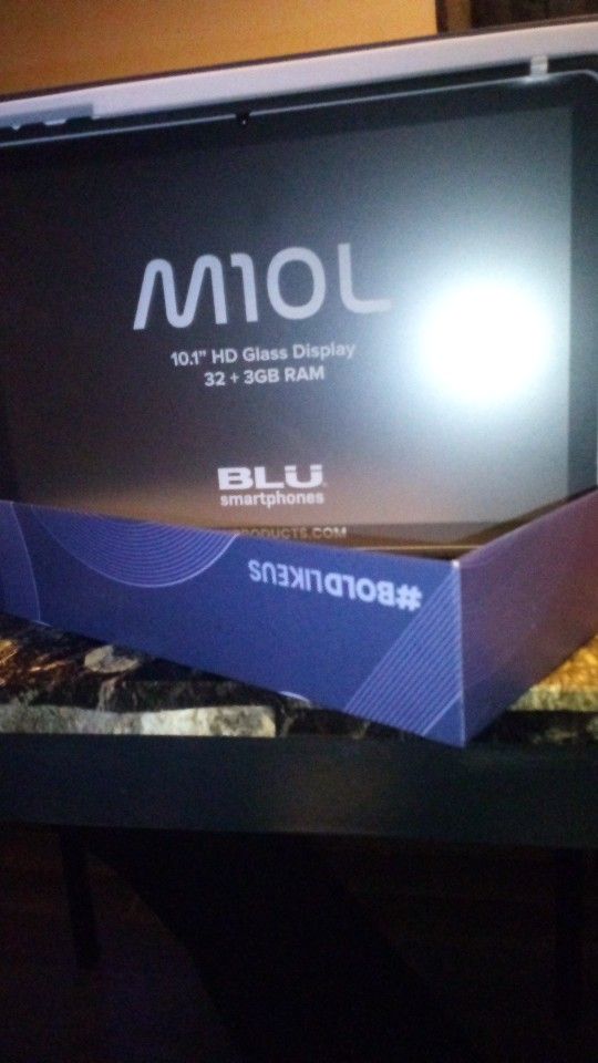 Unlocked Tablet -M 10 L Blu