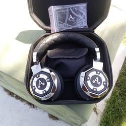A  AUDIO 