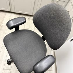 BodyBilt 757 Ergonomic Task Chair