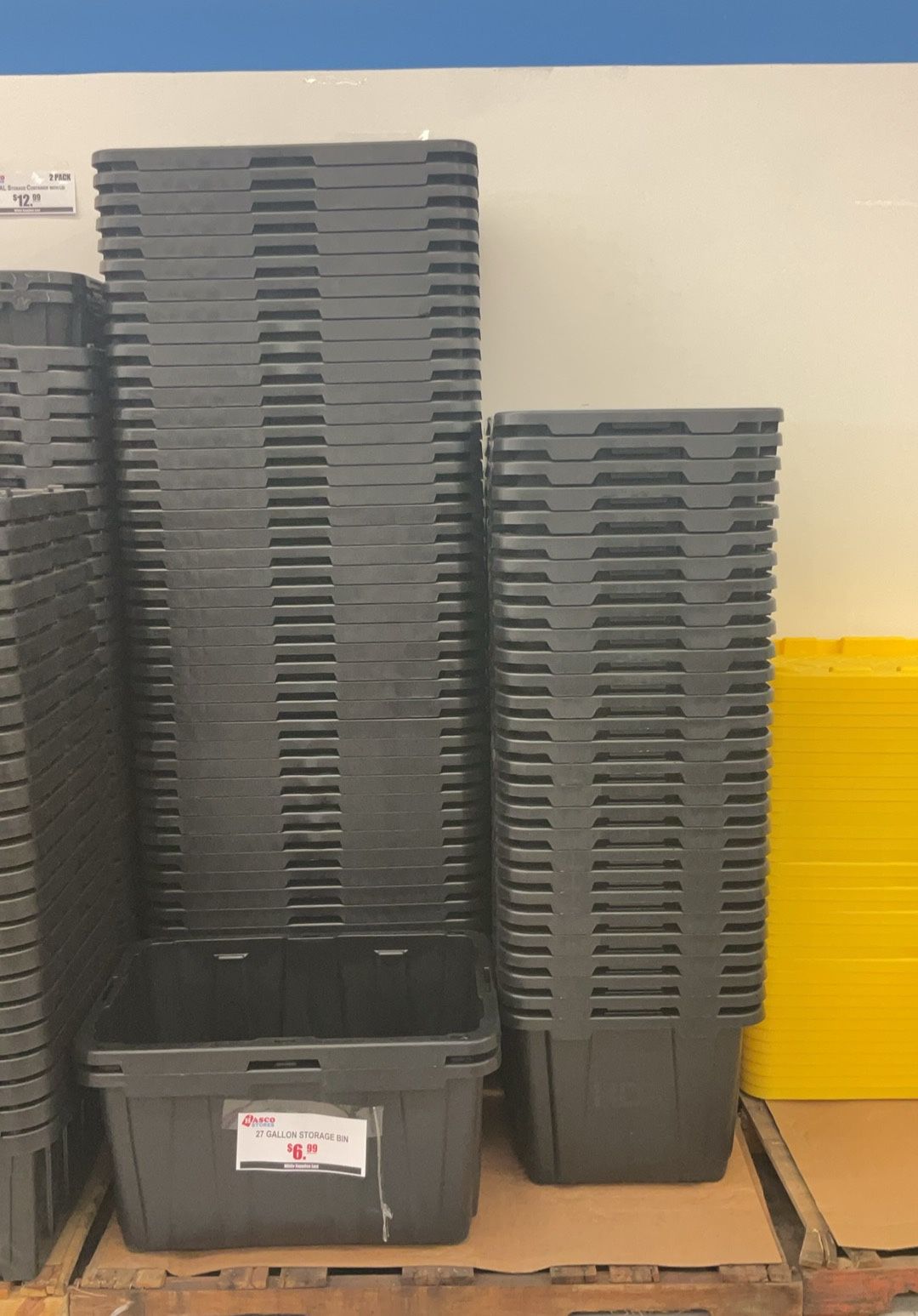 27 Gallon Plastic Storage Bins Totes