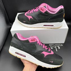 Size 11 - Nike Air Max 90 Kid Robot ID By You Black