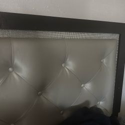 LED Light Queen Bed Set 