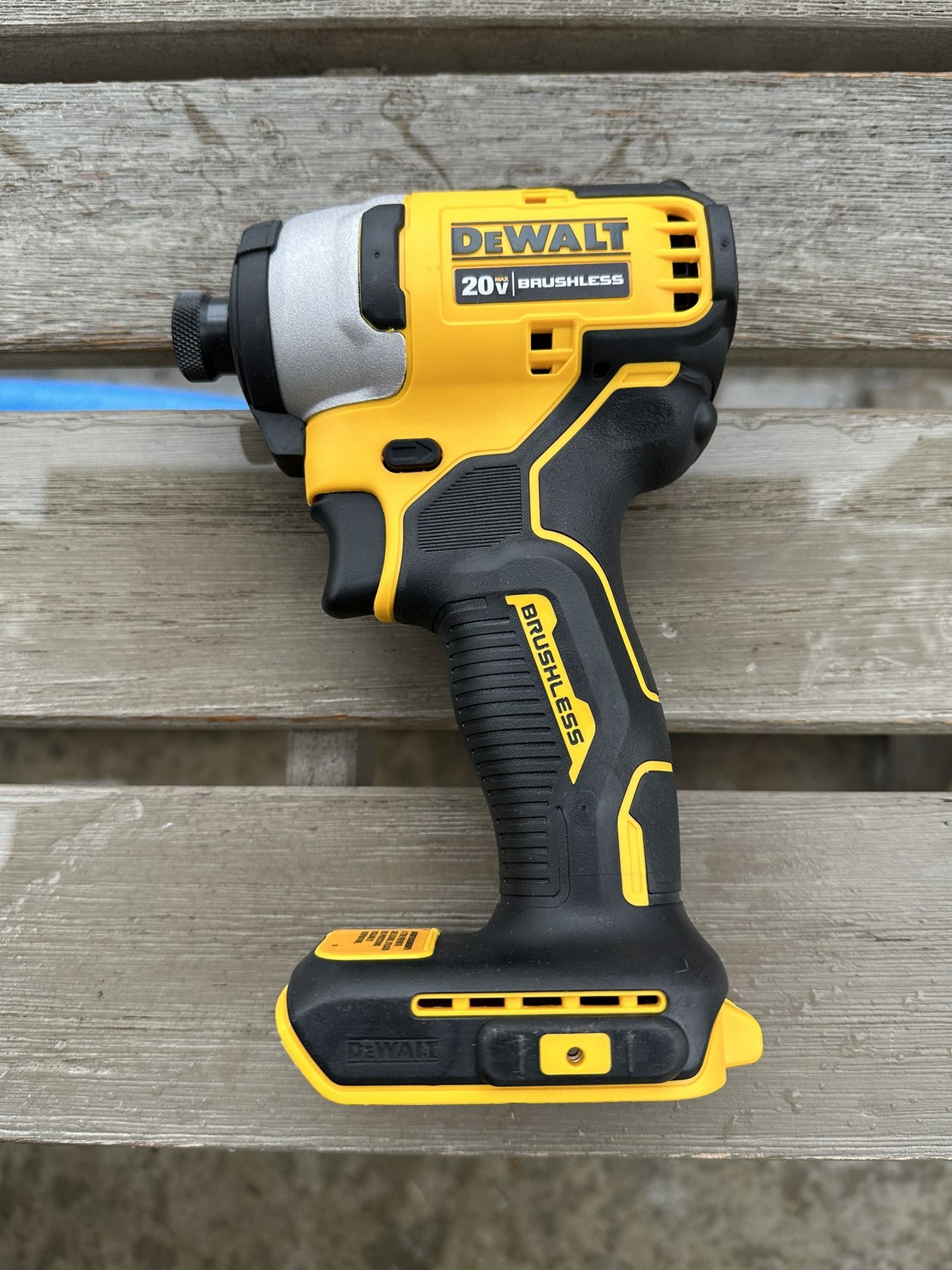 New 20v Dewalt Atomic Brushless Impact Driver Tool Only