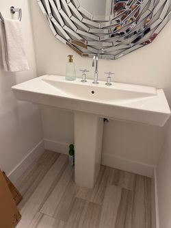 Pedastool sink