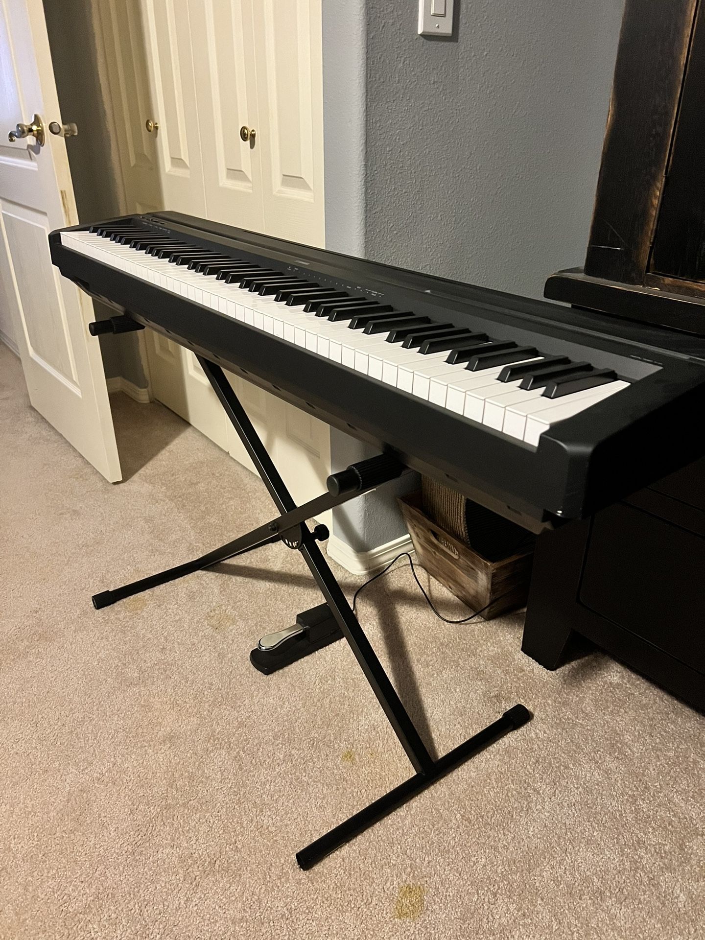 Yamaha P-45 Digital Piano