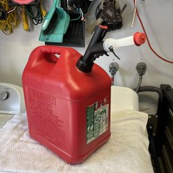 5 Gallon Gas Can gasoline Can