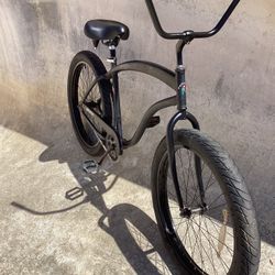 MANGO CRUISER BIKE  FAT TIRES 