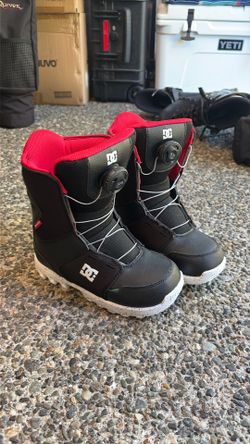 Snowboard boots size youth 4