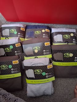 Kids thermal sets large 10/12 $4 each