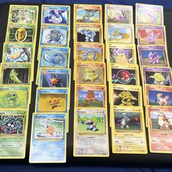 37 Evolutions Pokemon Cards From 2016