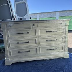 Egg Shell Color With Grey Dresser 8 Drawers