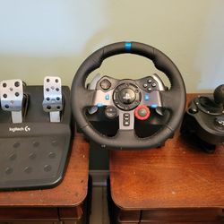 Logitech G29 Racing Wheel With G920 Pedals And Driving Force