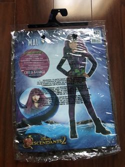Halloween descendants 2 Mal size XL