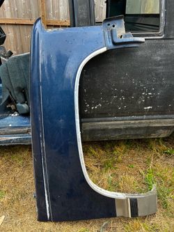 Passenger side fender/ Chevy / GMC 88-99