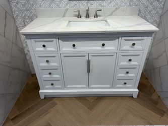 Bathroom vanity