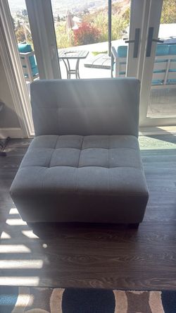 Blue chaise
