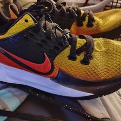 Nike Kyrie Low 2