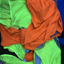 Work Vest. One Size. About 8