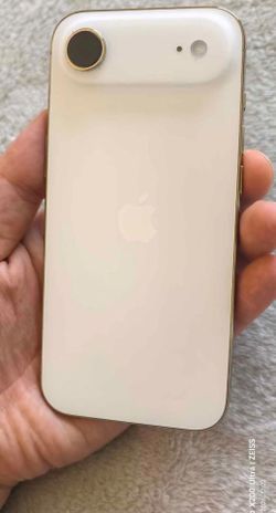 Vendo o Posible Cambio iPhone 17 Air color Gold 256gb Desbloqueado bateria 100% Como Nuevo