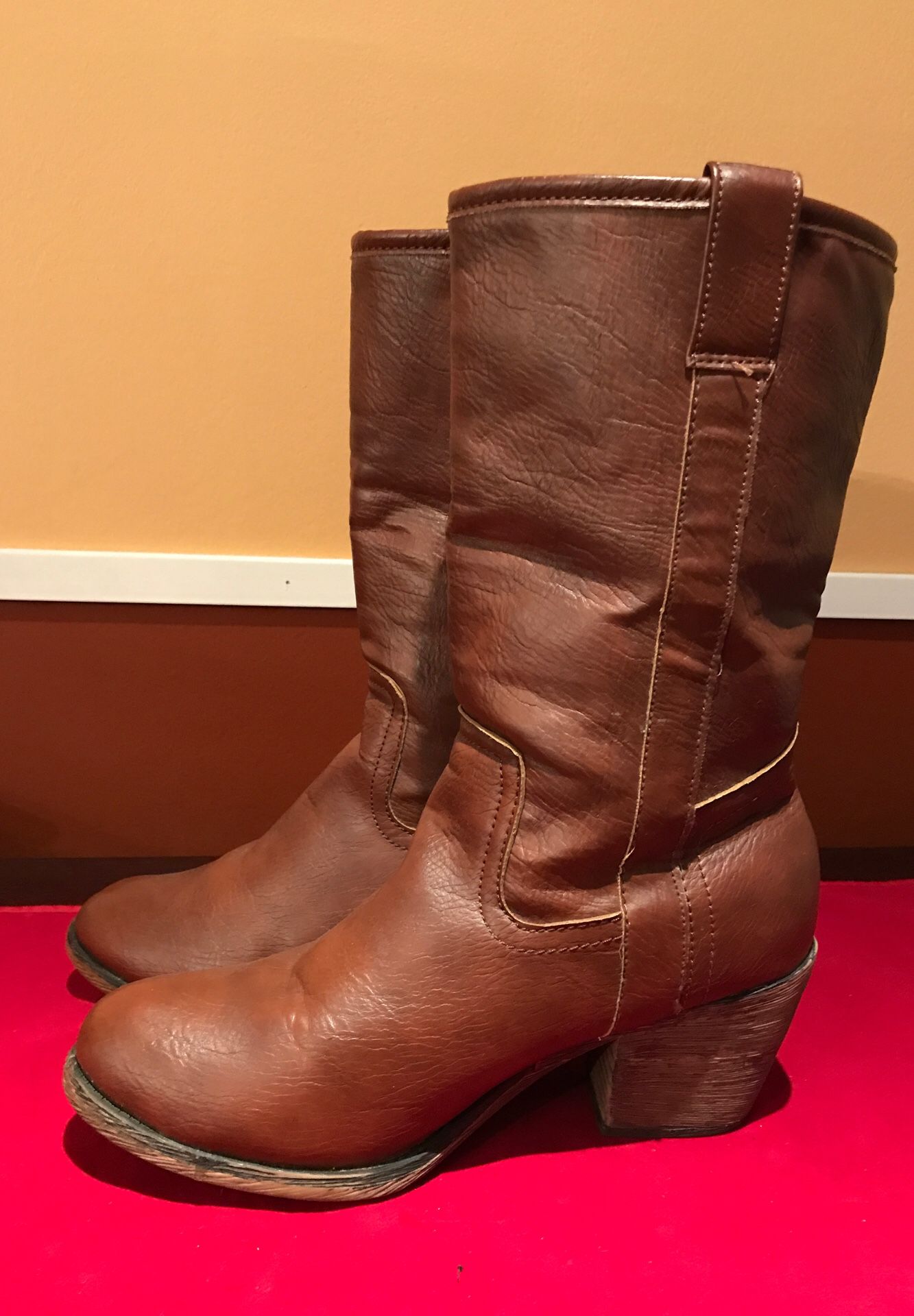 ROCKETDOG Cowboy Boots Women’s Size 9
