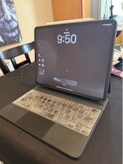 iPad Pro 12.9” + Apple Pencil + Magic Keyboard (Bundle)