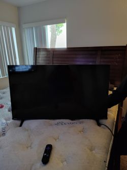 Hisense Roku TV with Remote