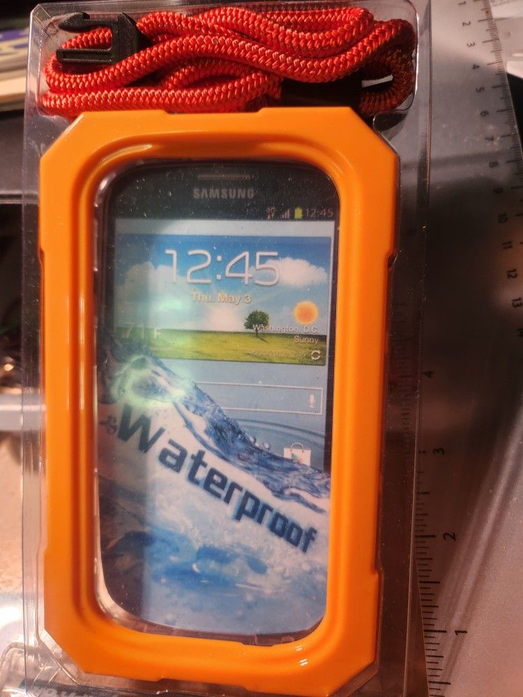 DriCat Waterproof Snd Snowproof Case NEW