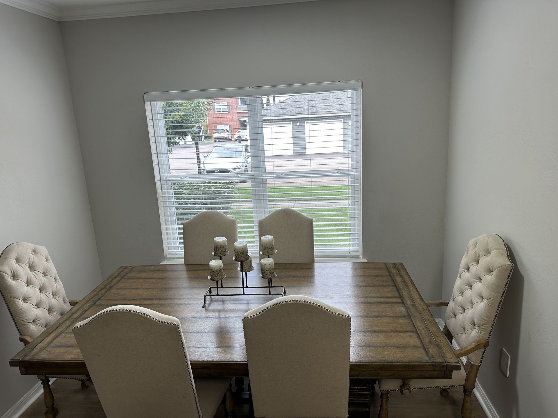 11 Piece Dining room Set With Chairs.
