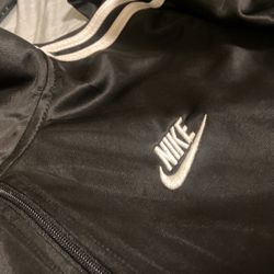 Black Nike Tracksuit 