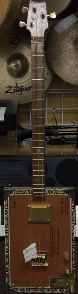 Chateau Fuente King B Cigar Box 3-string Handmade Guitar