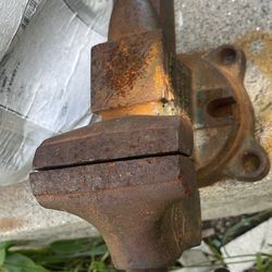 Vintage Swivel Bench Vise/Tornillo De Banco Giratorio Antiguo