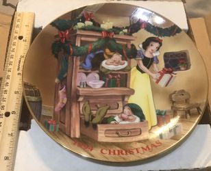 Disney Christmas Plate