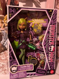 Clawdeen wolf monster high doll DOTD