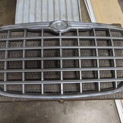 2005-07 Chrysler 300 Touring Grill & Badges