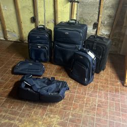 Suit case full set 