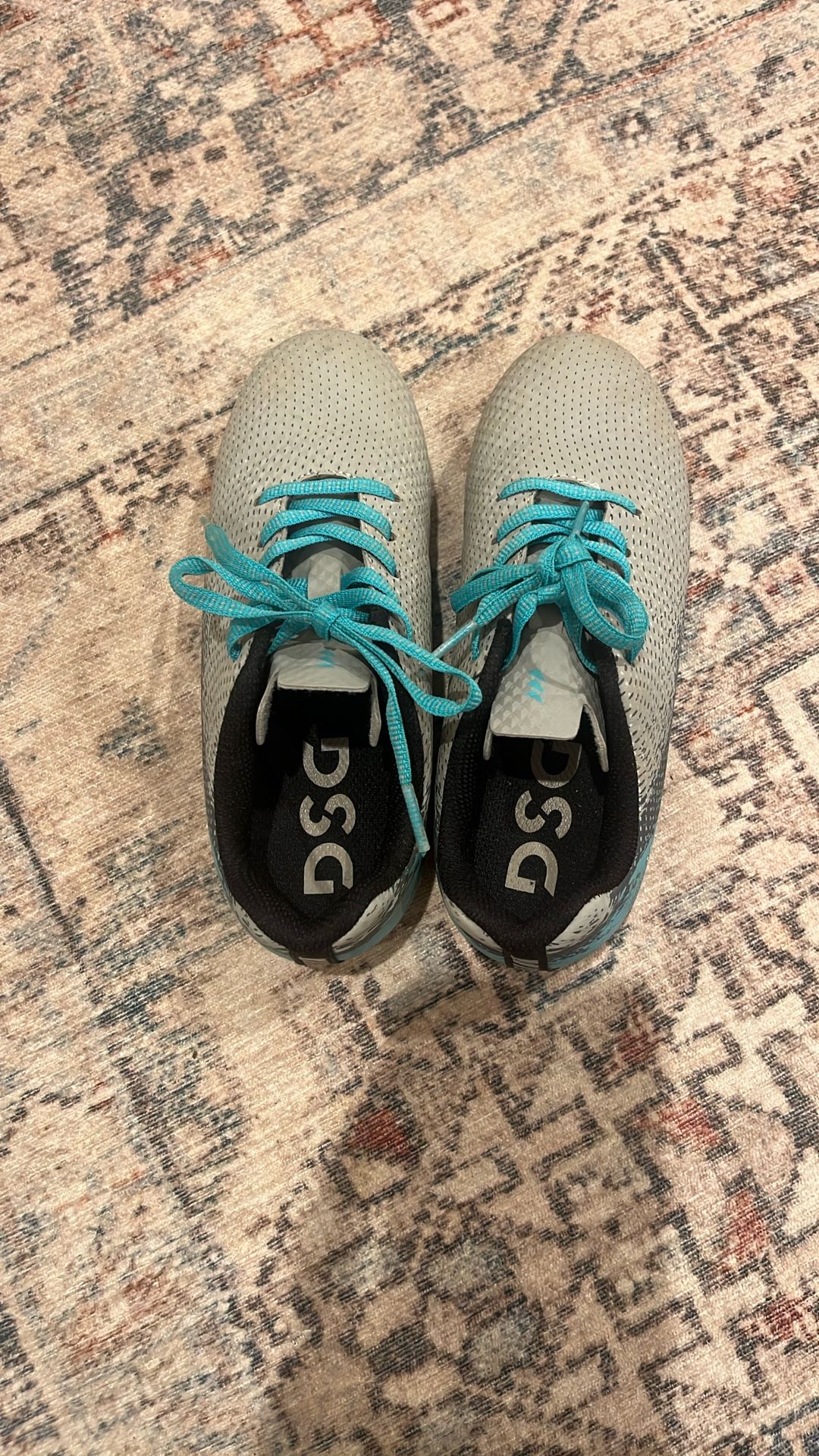 Kids Soccer Cleats Size 13