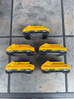 XR 4.0Ah Lithium Ion Battery Power Pack DeWalt 20V (each)
