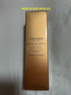 SHISEIDO  Future Solution LX Concentrated Balancing Softener